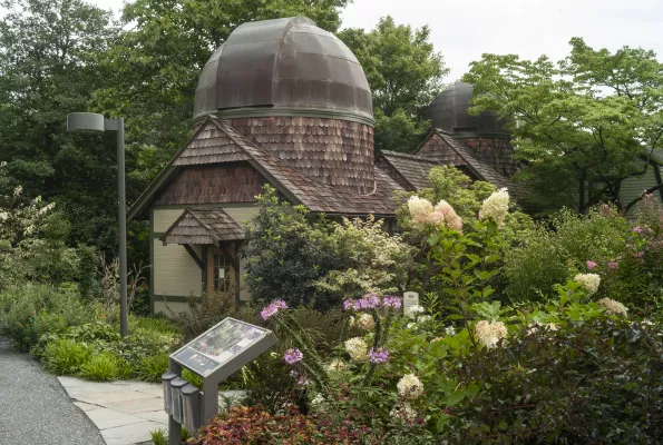 Photo of Cunningham House